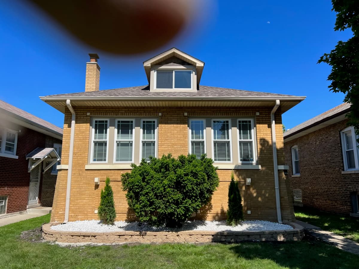 Front Yard Landscape — Cicero, IL