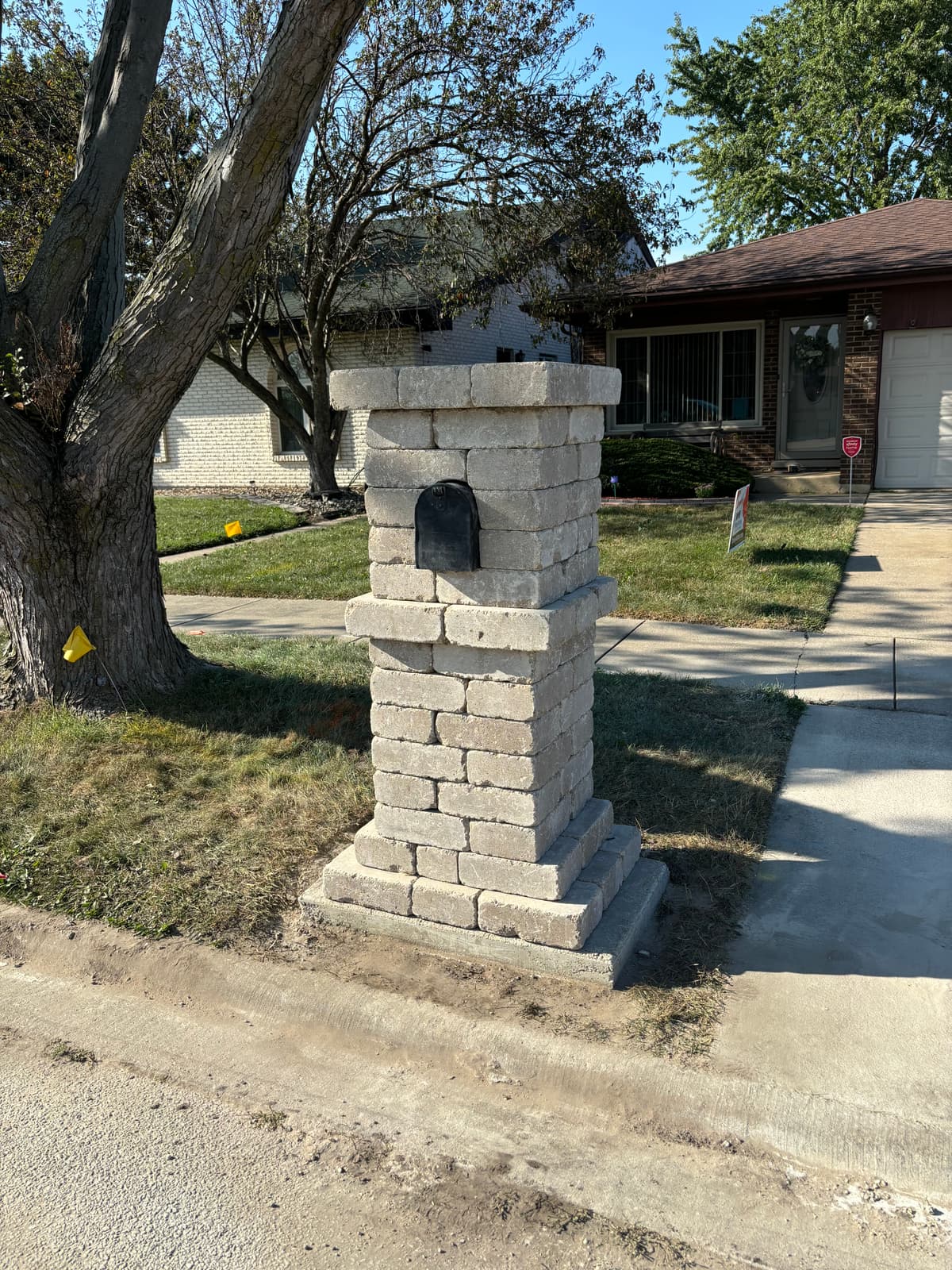 Stone Columns & Retaining Wall — Hammond, IN